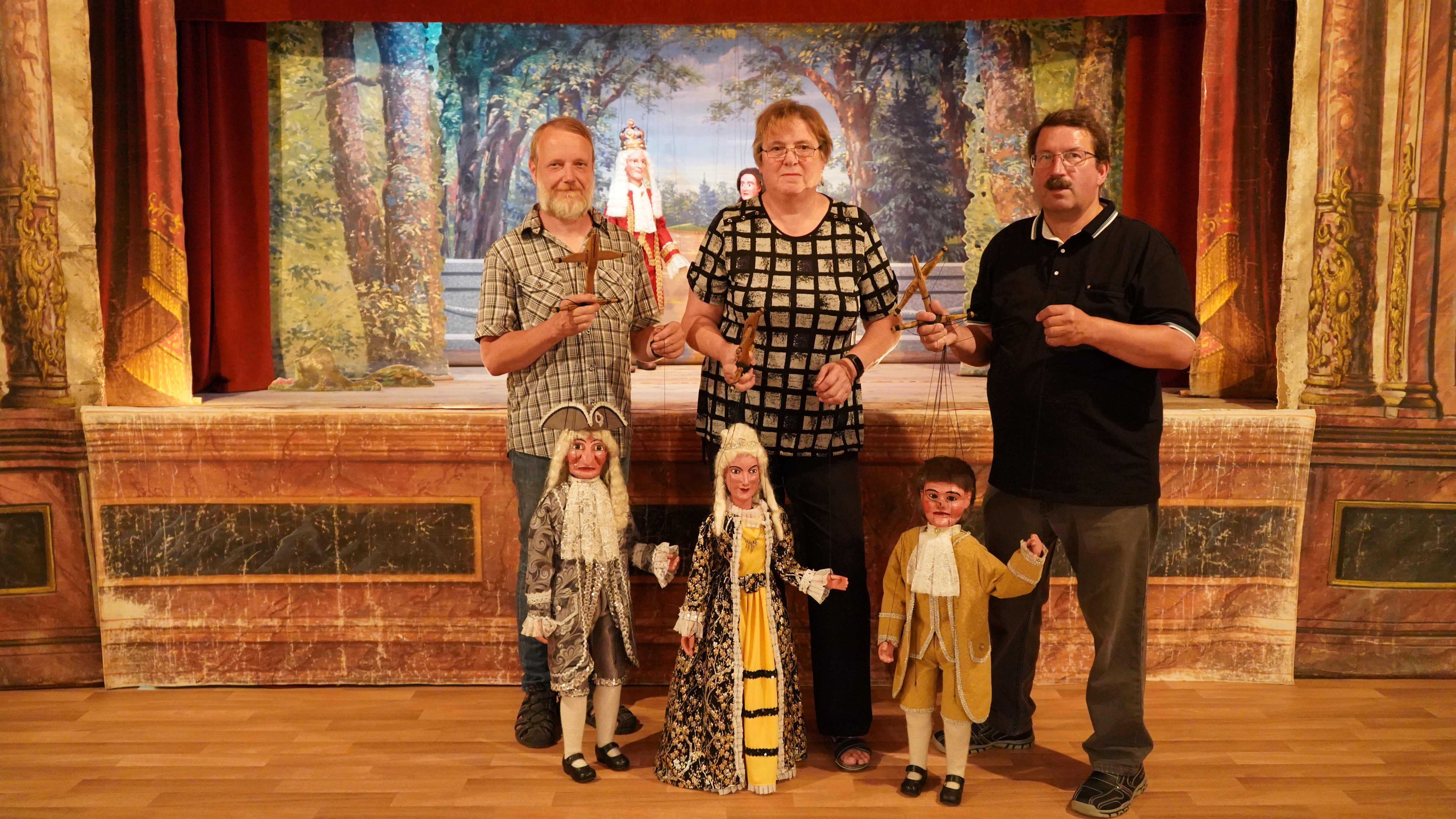 DEINE Familienzeit - Erlebnisangebote - Marionettentheater Dombrowsky