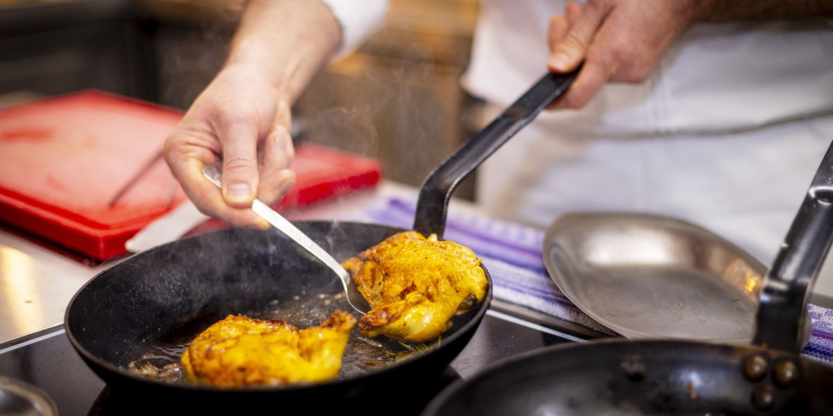 DEIN Safranleuchten im Altenburger Land - Restaurant Reussischer Hof in Schmölln